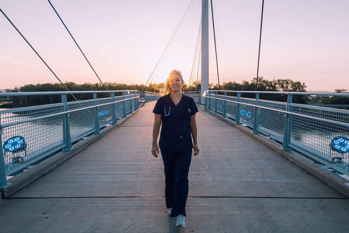 is travel nursing worth it